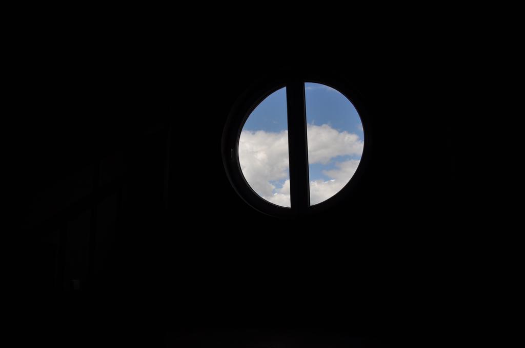 Apartamenty Tespis - Andersa カトヴィツェ エクステリア 写真