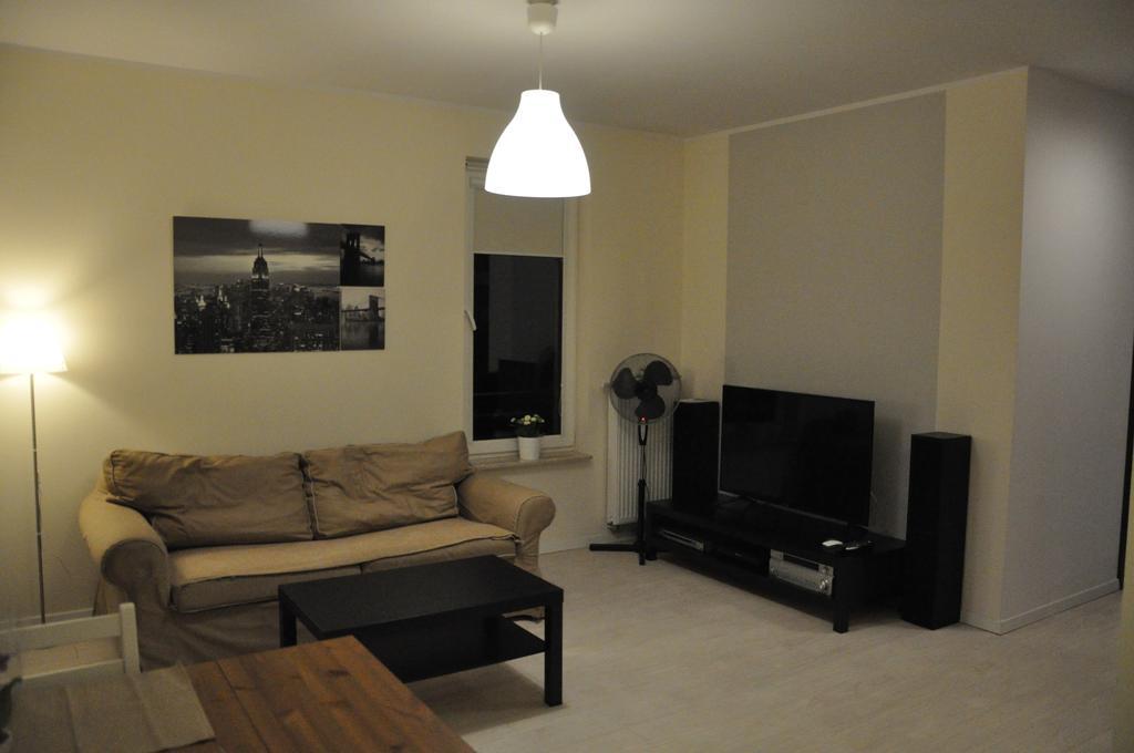 Apartamenty Tespis - Andersa カトヴィツェ エクステリア 写真