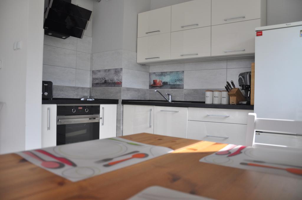 Apartamenty Tespis - Andersa カトヴィツェ エクステリア 写真